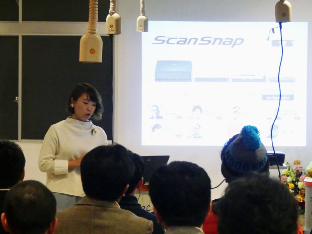 ScanSnapのアンバサダープログラムを紹介する佐藤菜摘氏